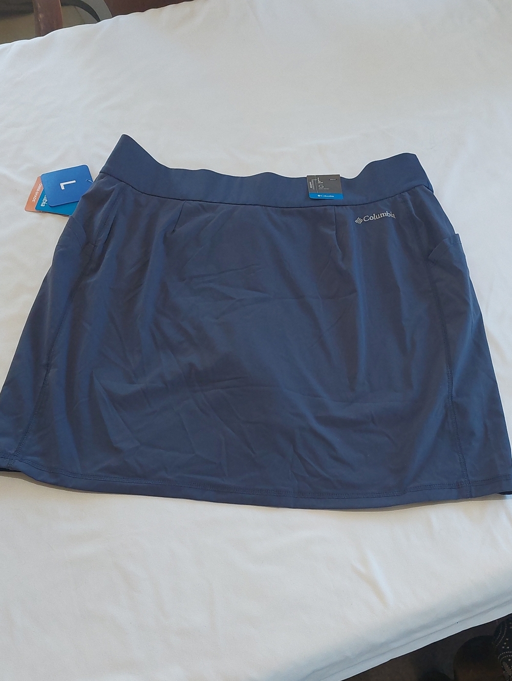 Columbia Women's Navy Blue Active Skort.Size Large NEW